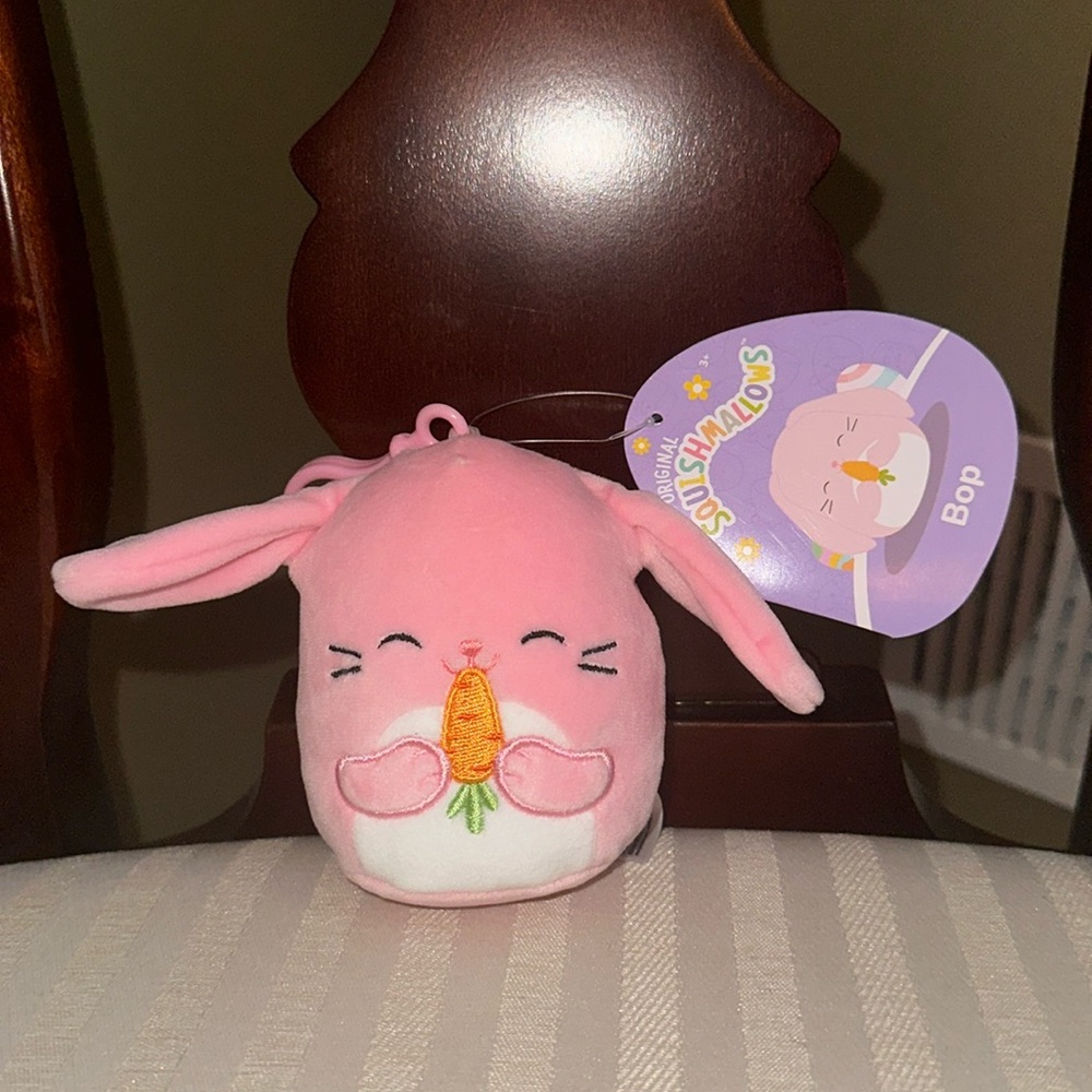 Squishmallow 4” Bop the Bunny Clip NWT